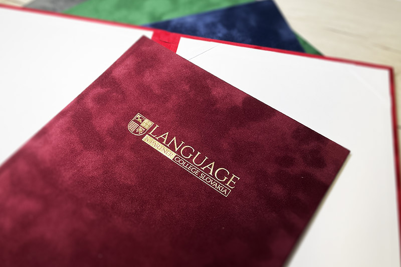 Oklevéltartó borítók – diplomák és oklevelek védelmére